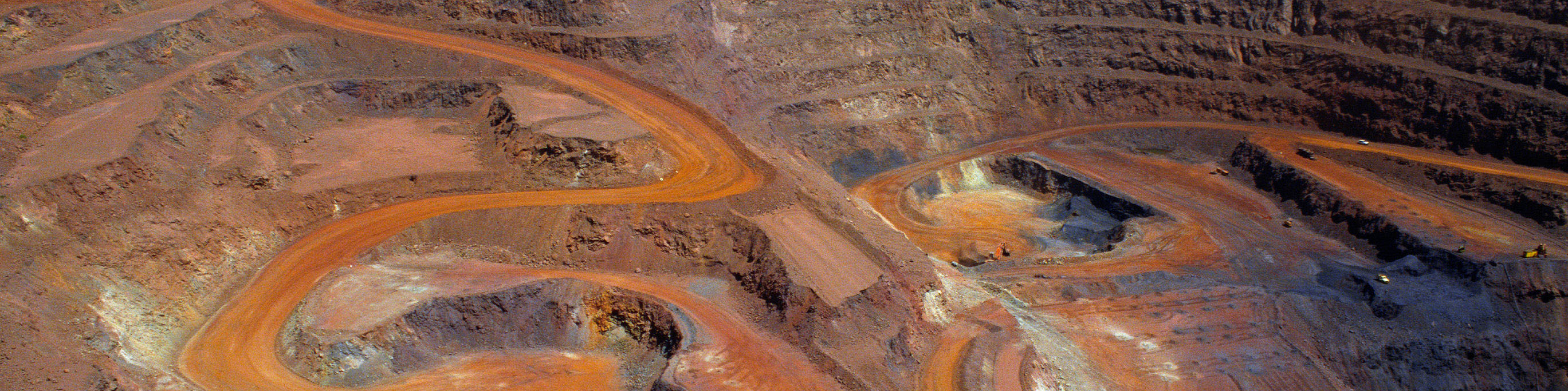 جزییات آخرین اقدام برای تعیین فرمول حق انتفاع سنگ آهنی‌ها